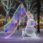 Снеговик с флагом